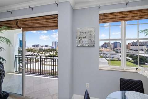 Condo in West Palm Beach, Florida, 2 bedrooms  № 2088025 - photo 27