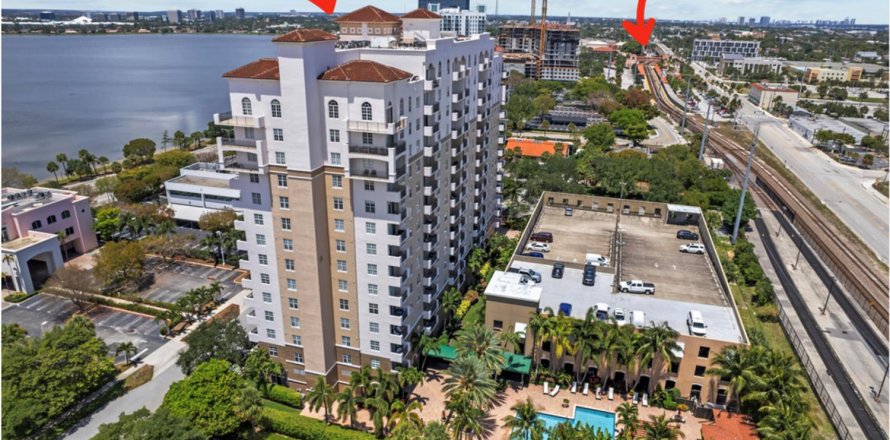 Condo in West Palm Beach, Florida, 2 bedrooms  № 2088025