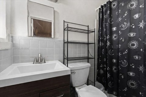 Casa en venta en Fort Lauderdale, Florida, 3 dormitorios, 165.18 m2 № 2029513 - foto 16