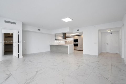 Condominio en venta en North Miami Beach, Florida, 2 dormitorios, 161.28 m2 № 1961355 - foto 7