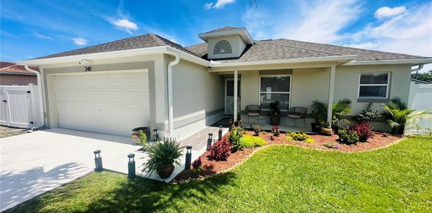 Villa ou maison à Kissimmee, Floride 3 chambres, 109.25 m2 № 2094891