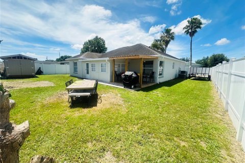 Villa ou maison à louer à Kissimmee, Floride: 3 chambres, 109.25 m2 № 2094891 - photo 25