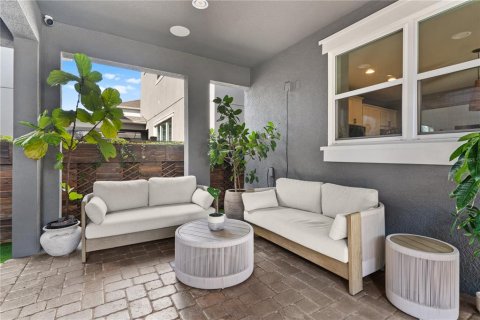House in Winter Garden, Florida 5 bedrooms, 272.58 sq.m. № 1900300 - photo 23
