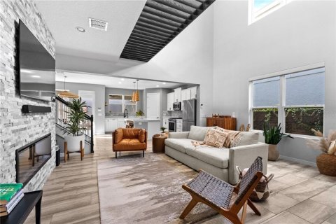 Villa ou maison à vendre à Winter Garden, Floride: 5 chambres, 272.58 m2 № 1900300 - photo 6
