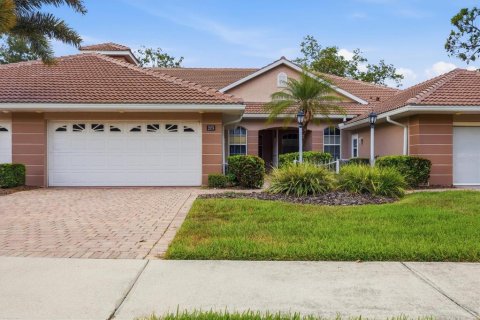 Villa ou maison à North Port, Floride 3 chambres, 136.19 m2 № 2096194