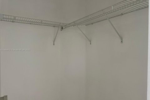 Adosado en alquiler en Homestead, Florida, 3 dormitorios, 128.11 m2 № 2021265 - foto 10