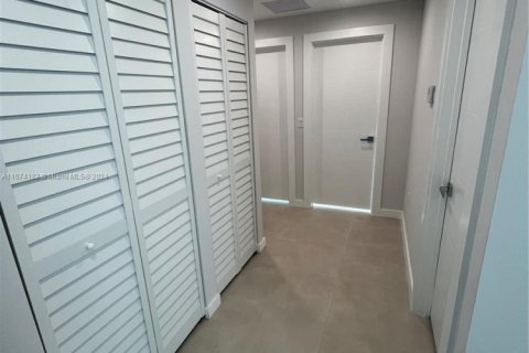 House in Key Largo, Florida 4 bedrooms № 1703230 - photo 18