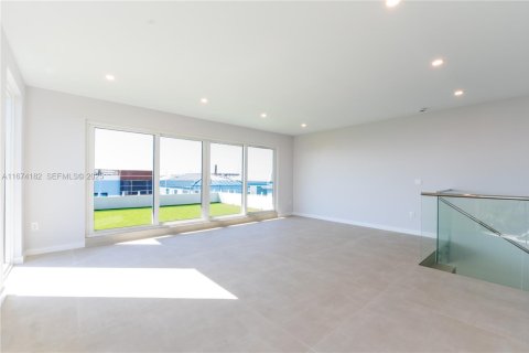 Villa ou maison à vendre à Key Largo, Floride: 4 chambres № 1703230 - photo 27