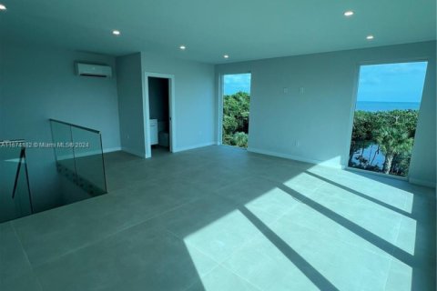 House in Key Largo, Florida 4 bedrooms № 1703230 - photo 4