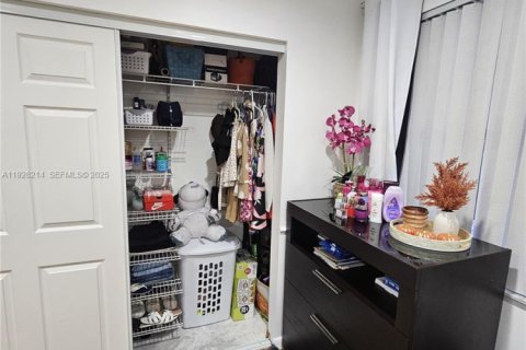 Купить кондоминиум в Майами, Флорида 2 спальни, 90.86м2, № 1986817 - фото 26