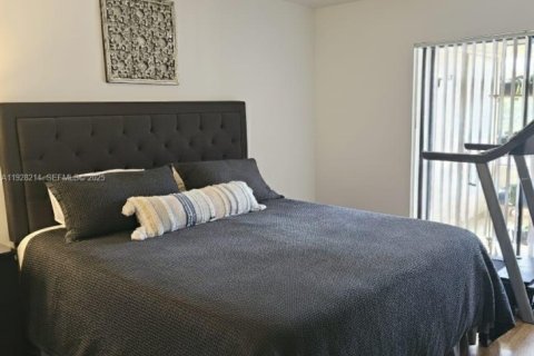 Купить кондоминиум в Майами, Флорида 2 спальни, 90.86м2, № 1986817 - фото 8