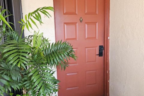 Купить кондоминиум в Майами, Флорида 2 спальни, 90.86м2, № 1986817 - фото 17