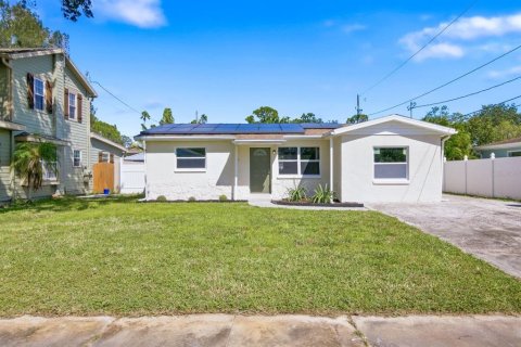 Villa ou maison à Saint Petersburg, Floride 3 chambres, 111.67 m2 № 2425739