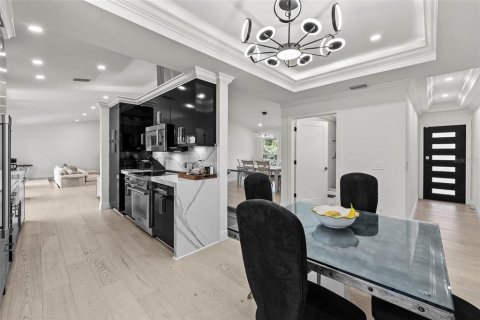 Купить виллу или дом в Брэндон, Флорида 3 комнаты, 316.24м2, № 1827006 - фото 15