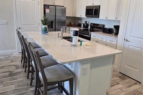 Adosado en venta en Kissimmee, Florida, 2 dormitorios, 128.21 m2 № 2218638 - foto 6
