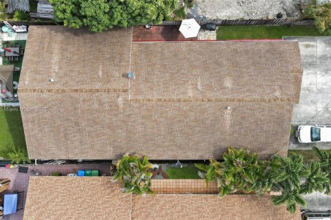 Купить коммерческую недвижимость в Майами, Флорида 252.69м2, № 1971551 - фото 21