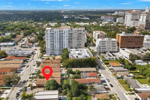 Купить коммерческую недвижимость в Майами, Флорида 252.69м2, № 1971551 - фото 23