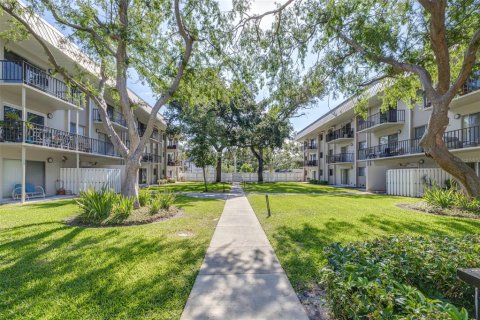 Copropriété à louer à Tampa, Floride: 1 chambre, 61.97 m2 № 2114048 - photo 19