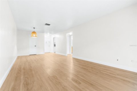 Copropriété à louer à Tampa, Floride: 1 chambre, 61.97 m2 № 2114048 - photo 7