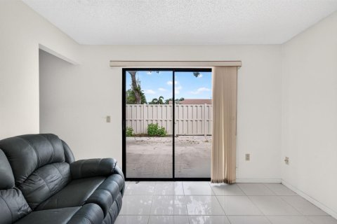 Adosado en venta en Boca Raton, Florida, 3 dormitorios, 123.1 m2 № 2387094 - foto 12