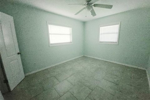 Villa ou maison à louer à Bradenton, Floride: 3 chambres, 106.28 m2 № 2385867 - photo 15