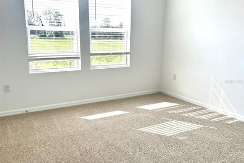 Снять в аренду таунхаус в Сарасота, Флорида 4 комнаты, 111.48м2, № 1831405 - фото 8