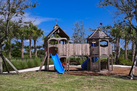 Снять в аренду таунхаус в Сарасота, Флорида 4 комнаты, 111.48м2, № 1831405 - фото 25