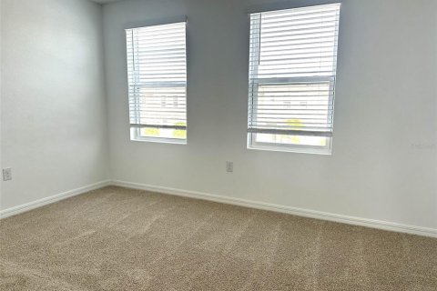 Снять в аренду таунхаус в Сарасота, Флорида 4 комнаты, 111.48м2, № 1831405 - фото 10