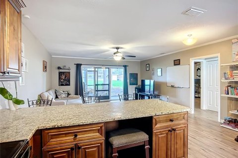 Apartment in Brandon, Florida 2 bedrooms, 92.9 sq.m. № 1883429 - photo 11