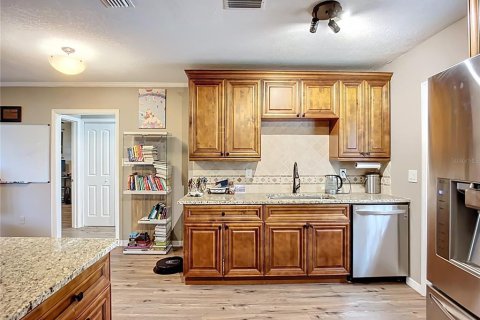 Apartment in Brandon, Florida 2 bedrooms, 92.9 sq.m. № 1883429 - photo 10