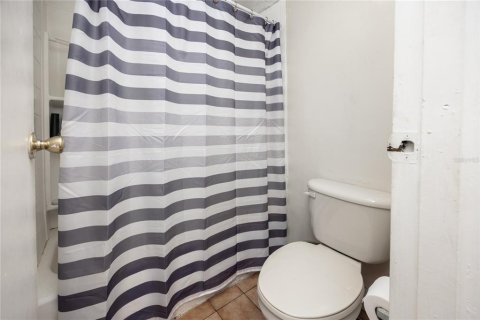 Condominio en venta en Gainesville, Florida, 2 dormitorios, 81.38 m2 № 1243873 - foto 14