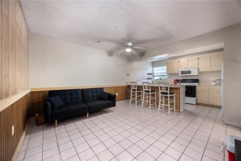 Condominio en venta en Gainesville, Florida, 2 dormitorios, 81.38 m2 № 1243873 - foto 7