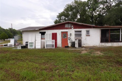 Casa en venta en New Port Richey, Florida, 3 dormitorios, 185.8 m2 № 2211011 - foto 2