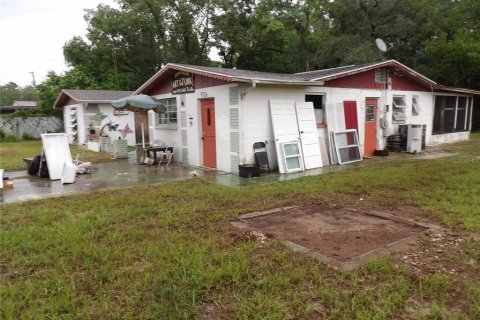 Casa en venta en New Port Richey, Florida, 3 dormitorios, 185.8 m2 № 2211011 - foto 3