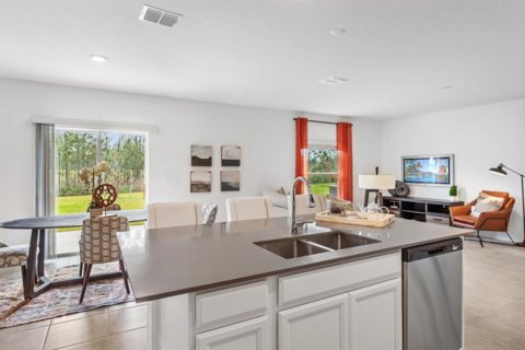 Villa ou maison à vendre à Davenport, Floride: 4 chambres, 188.41 m2 № 1577437 - photo 4