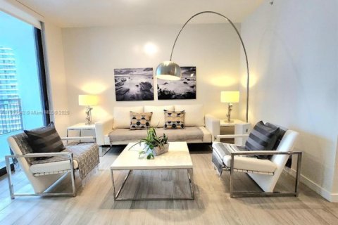 Condo in Miami, Florida, 1 bedroom  № 1952593 - photo 13
