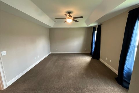 House in Ocala, Florida 3 bedrooms, 178.84 sq.m. № 2425423 - photo 10