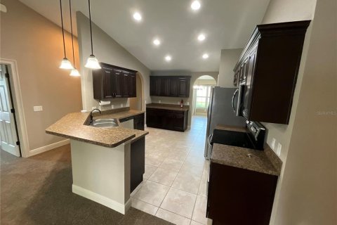 House in Ocala, Florida 3 bedrooms, 178.84 sq.m. № 2425423 - photo 5