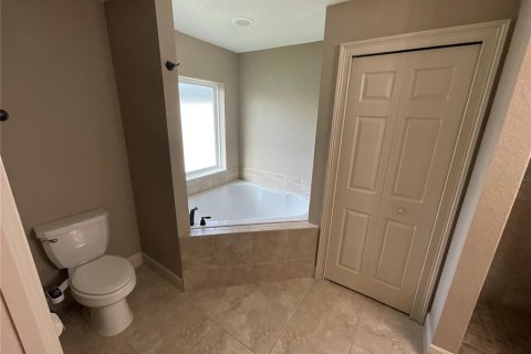 House in Ocala, Florida 3 bedrooms, 178.84 sq.m. № 2425423 - photo 11