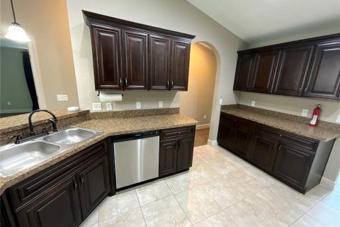 House in Ocala, Florida 3 bedrooms, 178.84 sq.m. № 2425423 - photo 15