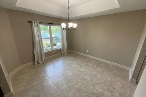 House in Ocala, Florida 3 bedrooms, 178.84 sq.m. № 2425423 - photo 4