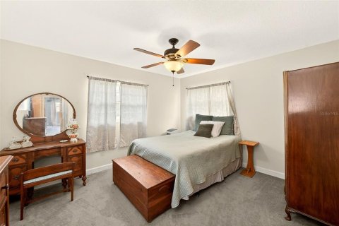 House in Mulberry, Florida 6 bedrooms, 292.27 sq.m. № 2107813 - photo 21