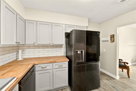 House in Mulberry, Florida 6 bedrooms, 292.27 sq.m. № 2107813 - photo 14
