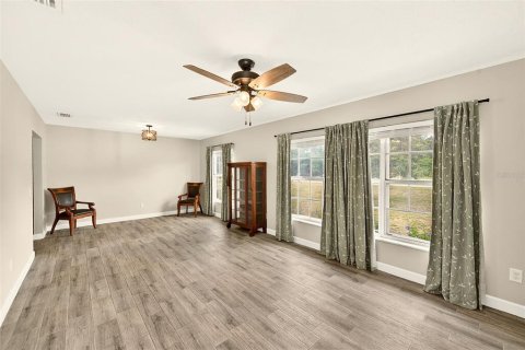 House in Mulberry, Florida 6 bedrooms, 292.27 sq.m. № 2107813 - photo 4