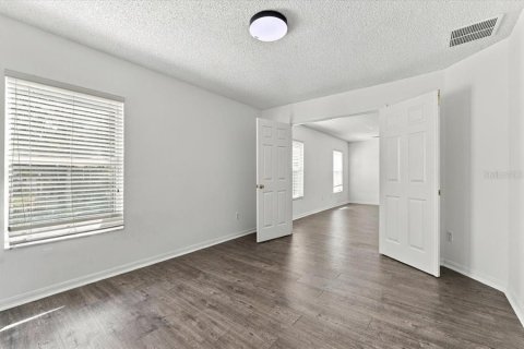 Casa en venta en Orlando, Florida, 5 dormitorios, 261.24 m2 № 2383579 - foto 16