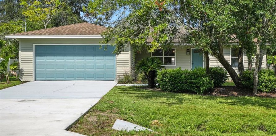 House in Saint Augustine, Florida 3 bedrooms, 140.1 sq.m. № 1918662