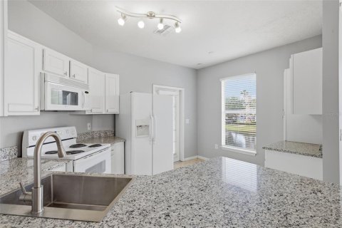Condo in Tampa, Florida, 2 bedrooms № 2094692 - photo 10