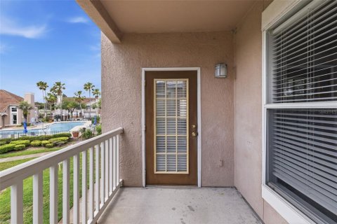 Condo in Tampa, Florida, 2 bedrooms № 2094692 - photo 24