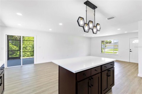 Casa en venta en Port Charlotte, Florida, 3 dormitorios, 109.25 m2 № 1837701 - foto 9