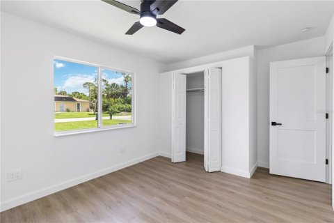 Casa en venta en Port Charlotte, Florida, 3 dormitorios, 109.25 m2 № 1837701 - foto 18